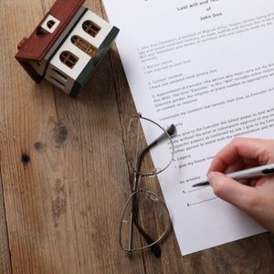 Tips for a Smooth Sale and Avoiding Common Probate Pitfalls